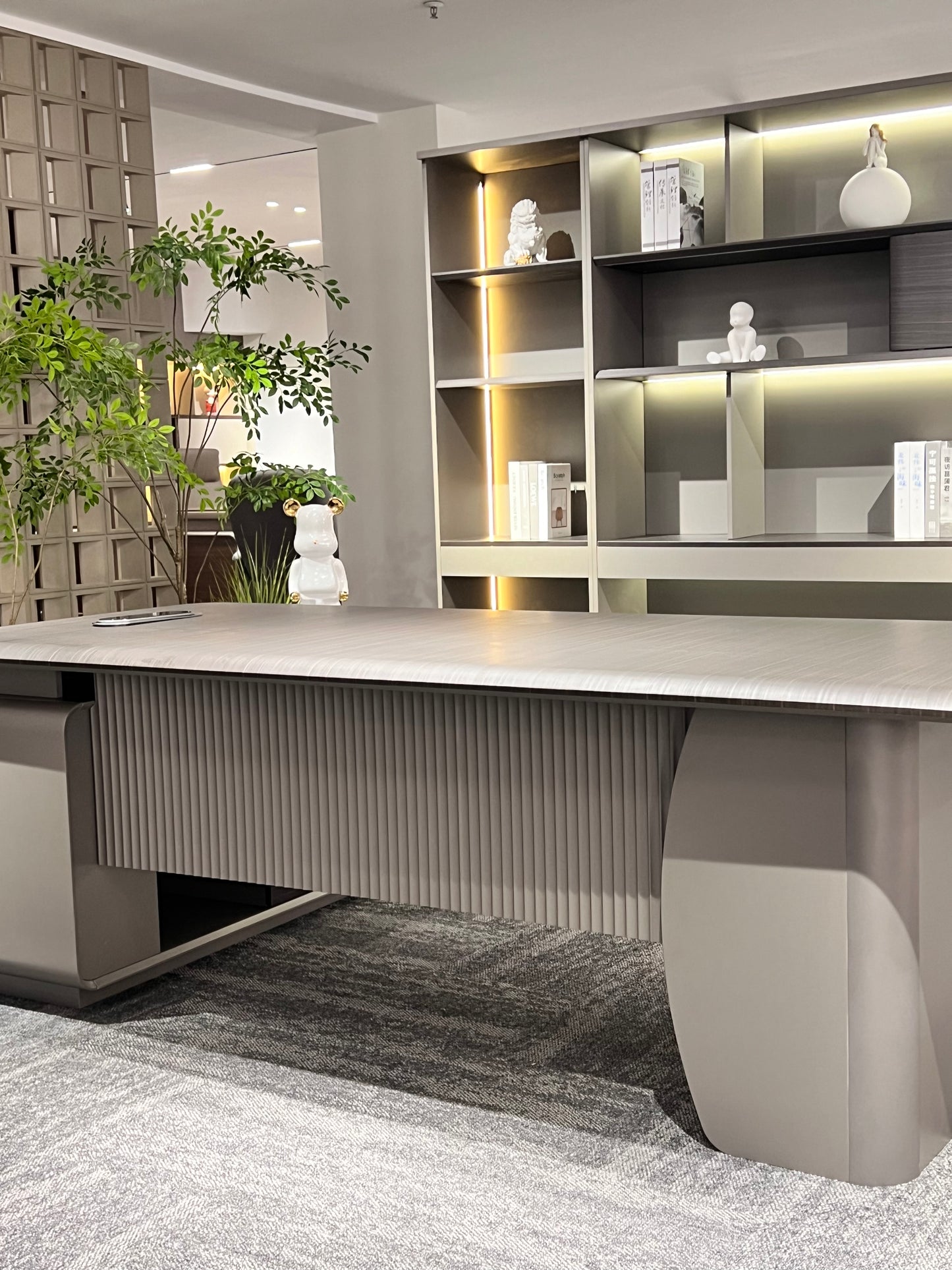 NestWorks Office Curved Desk