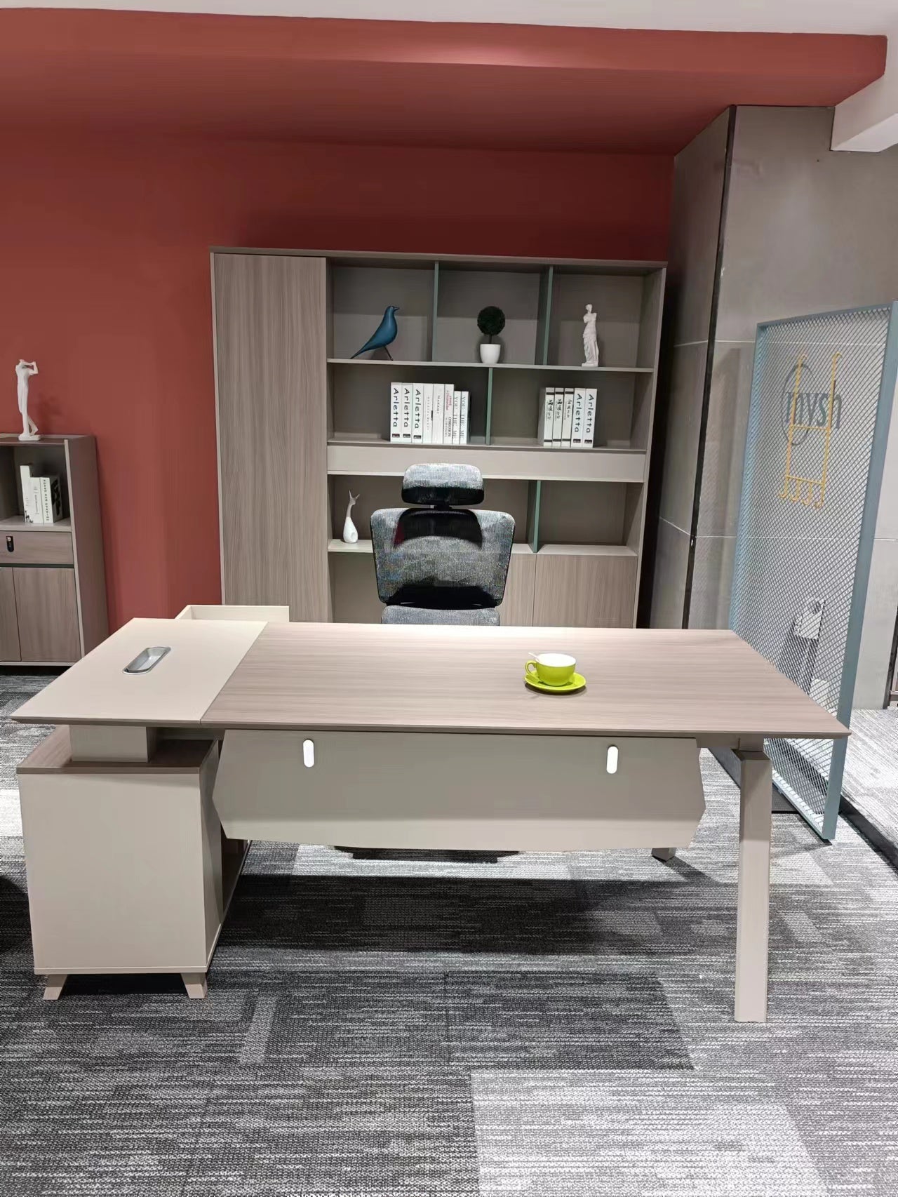 NestWorks Office Flex Desk